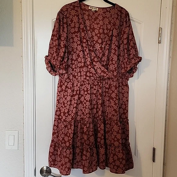 Inspired Hearts Floral Dress 3X - Picture 2 of 7